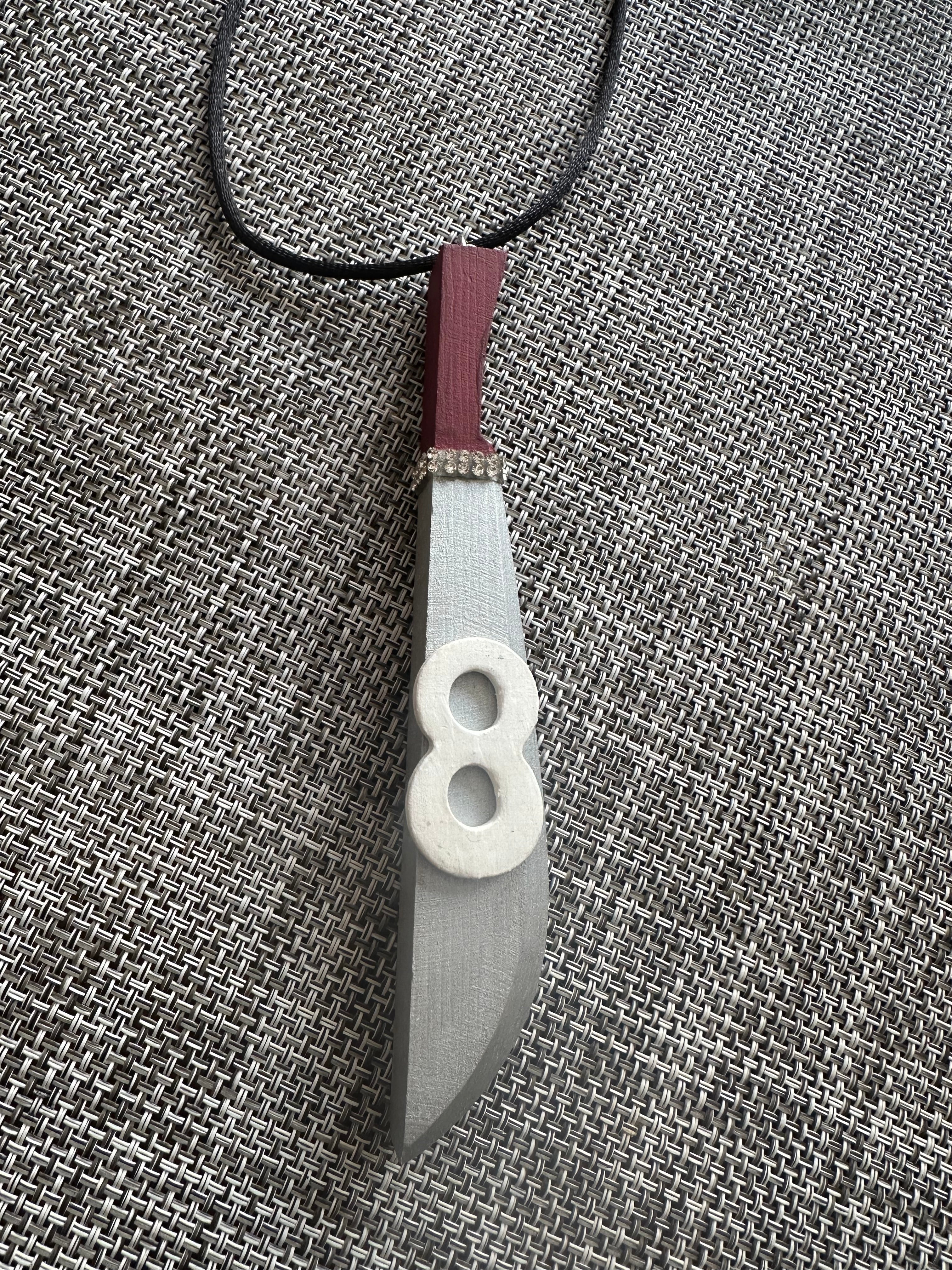 8 Machete Tiki