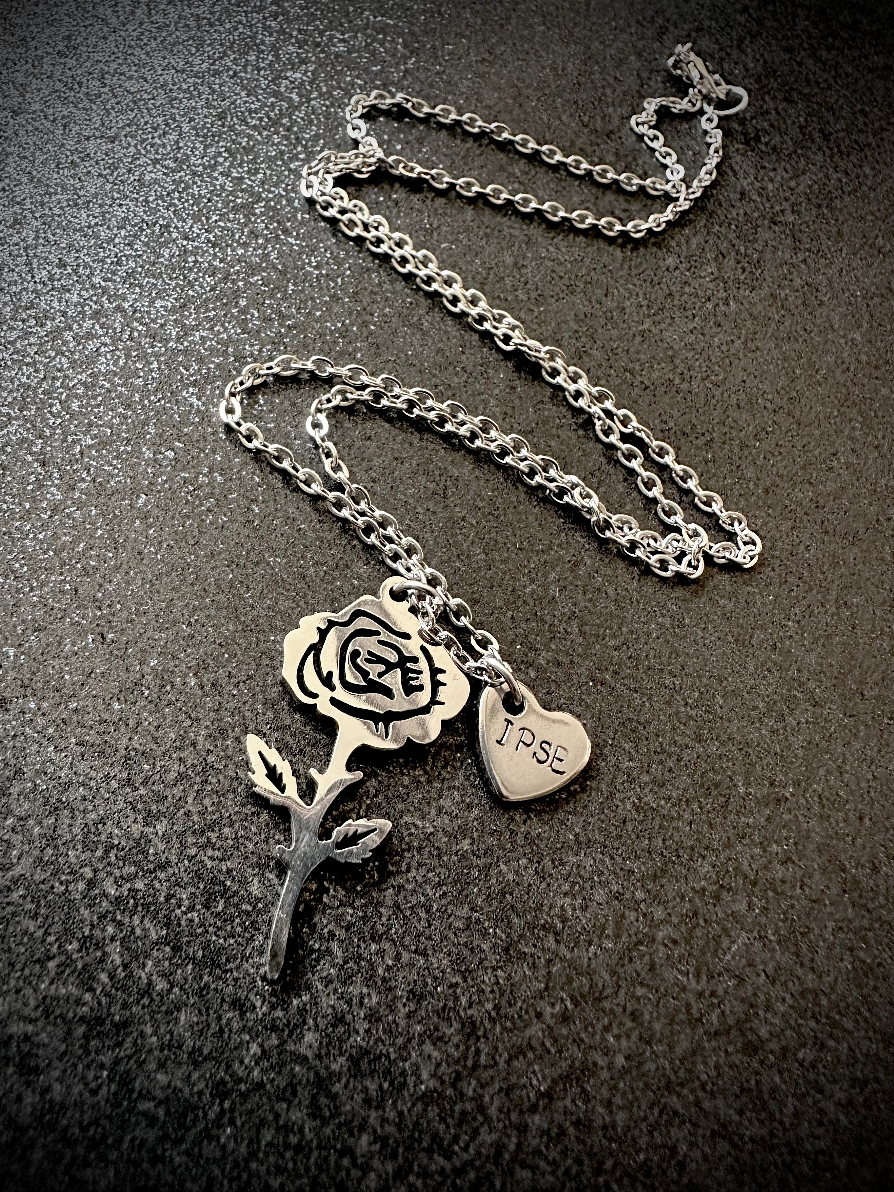Rosa and 1 charm neckwear