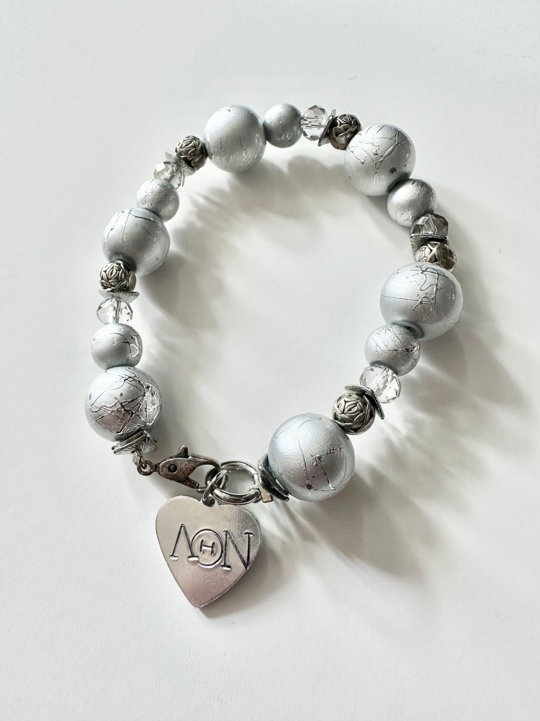 Lambda Theta Nu Pulsera