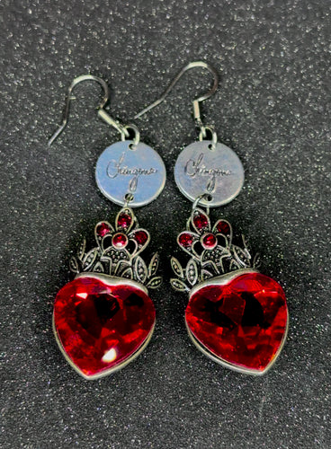 Chingona Queen of Corazones Earrings