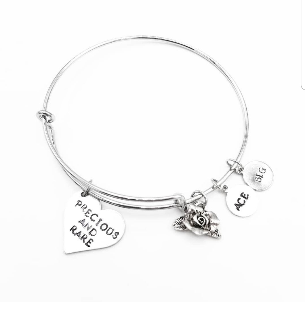 SIA Pulsera with 4 charms