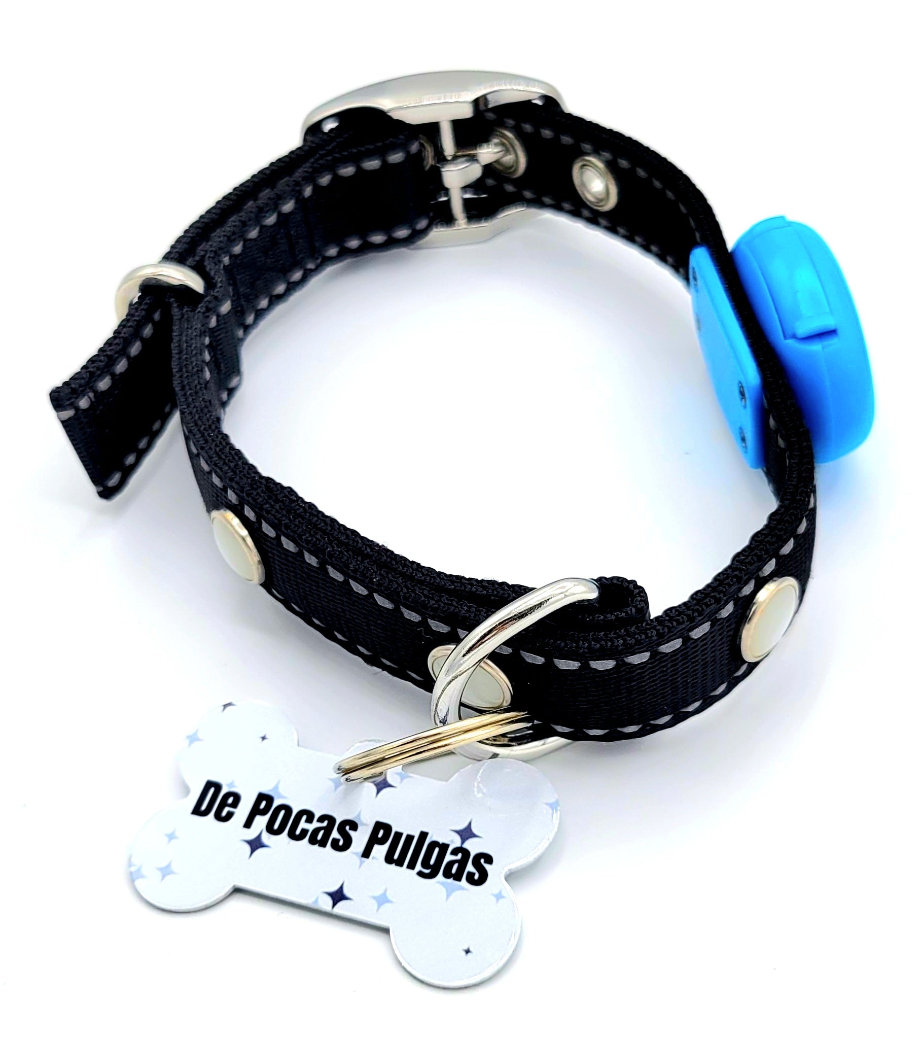 De Pocas Pulgas Tag with LED Collar