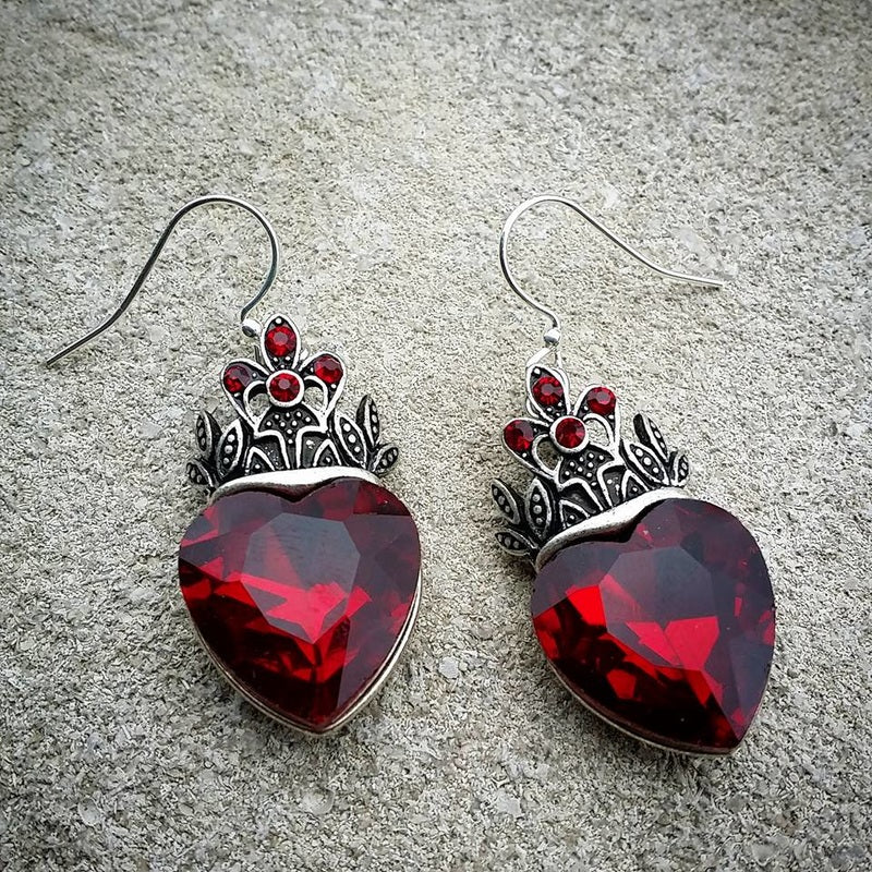 Queen of Hearts Earrings