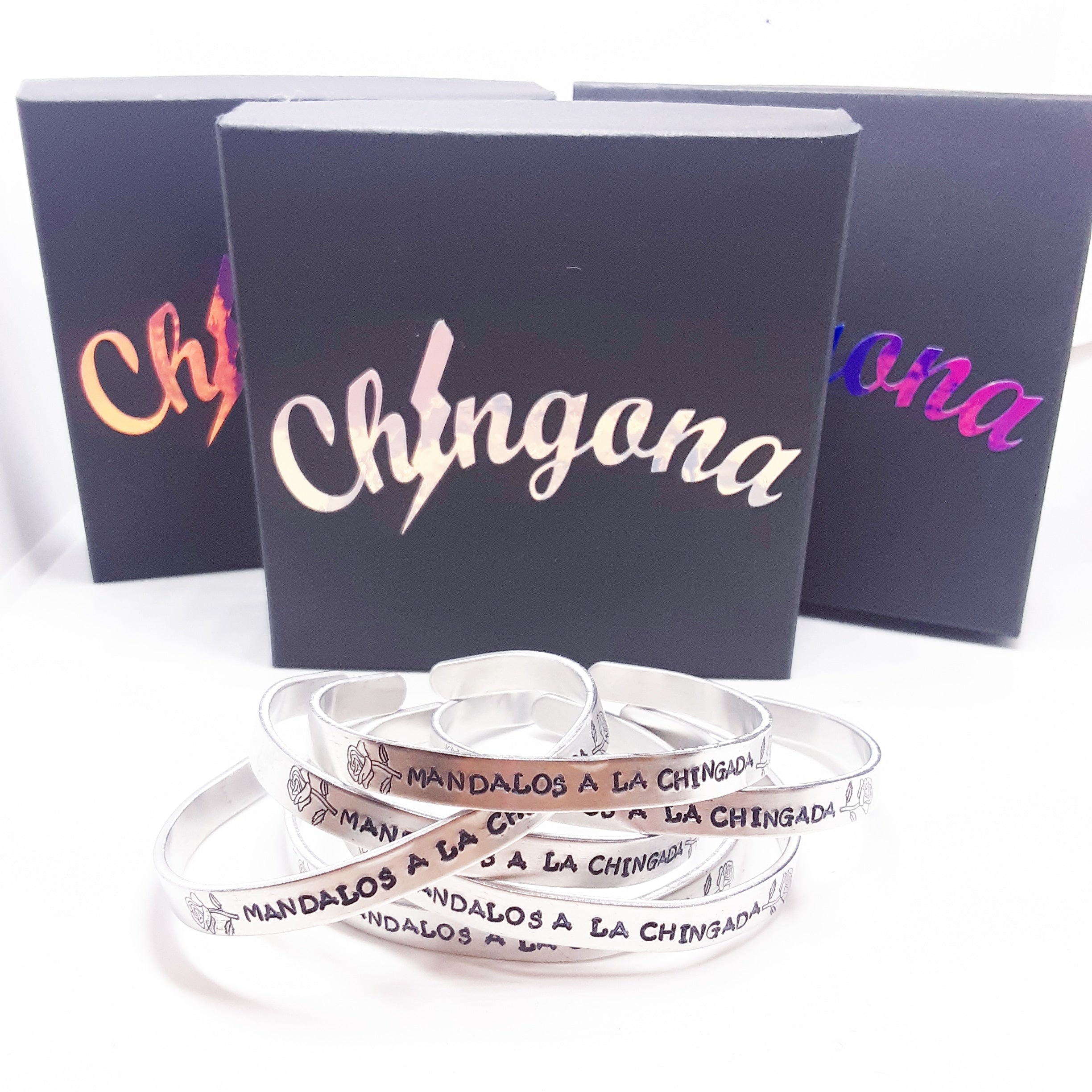 Mandalos a la.. Cuff