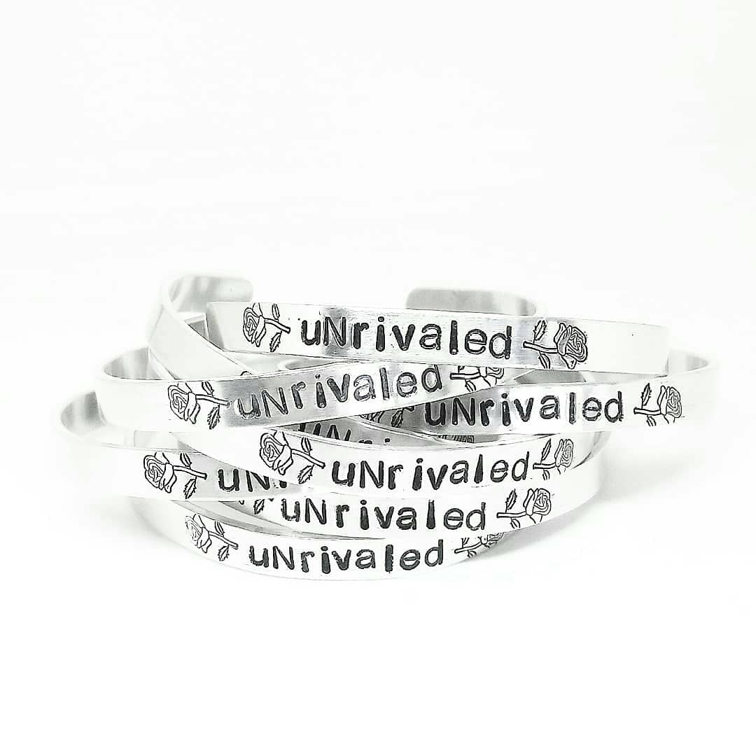 Custom Lambda Pulsera