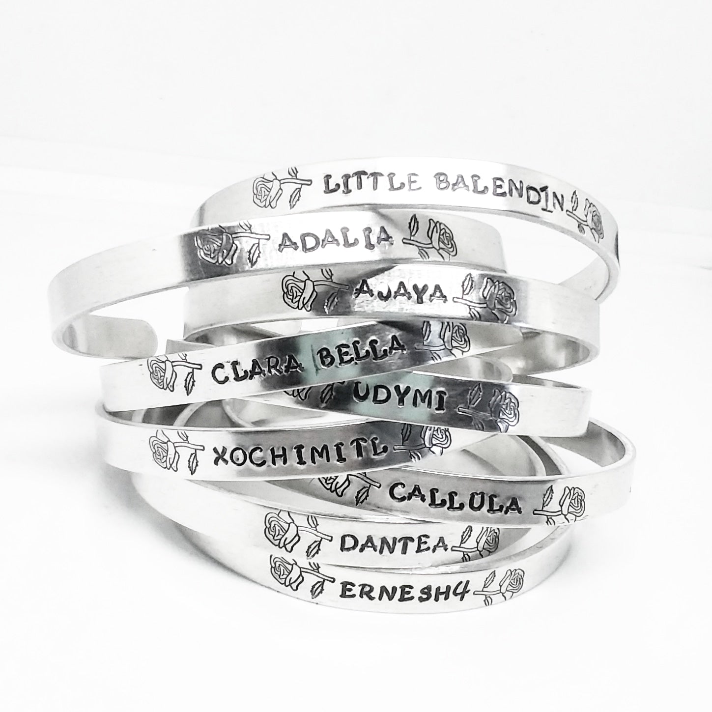 Custom Lambda Pulsera