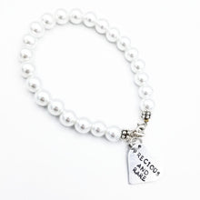 Load image into Gallery viewer, SIA Perla Pulsera with 1 charm
